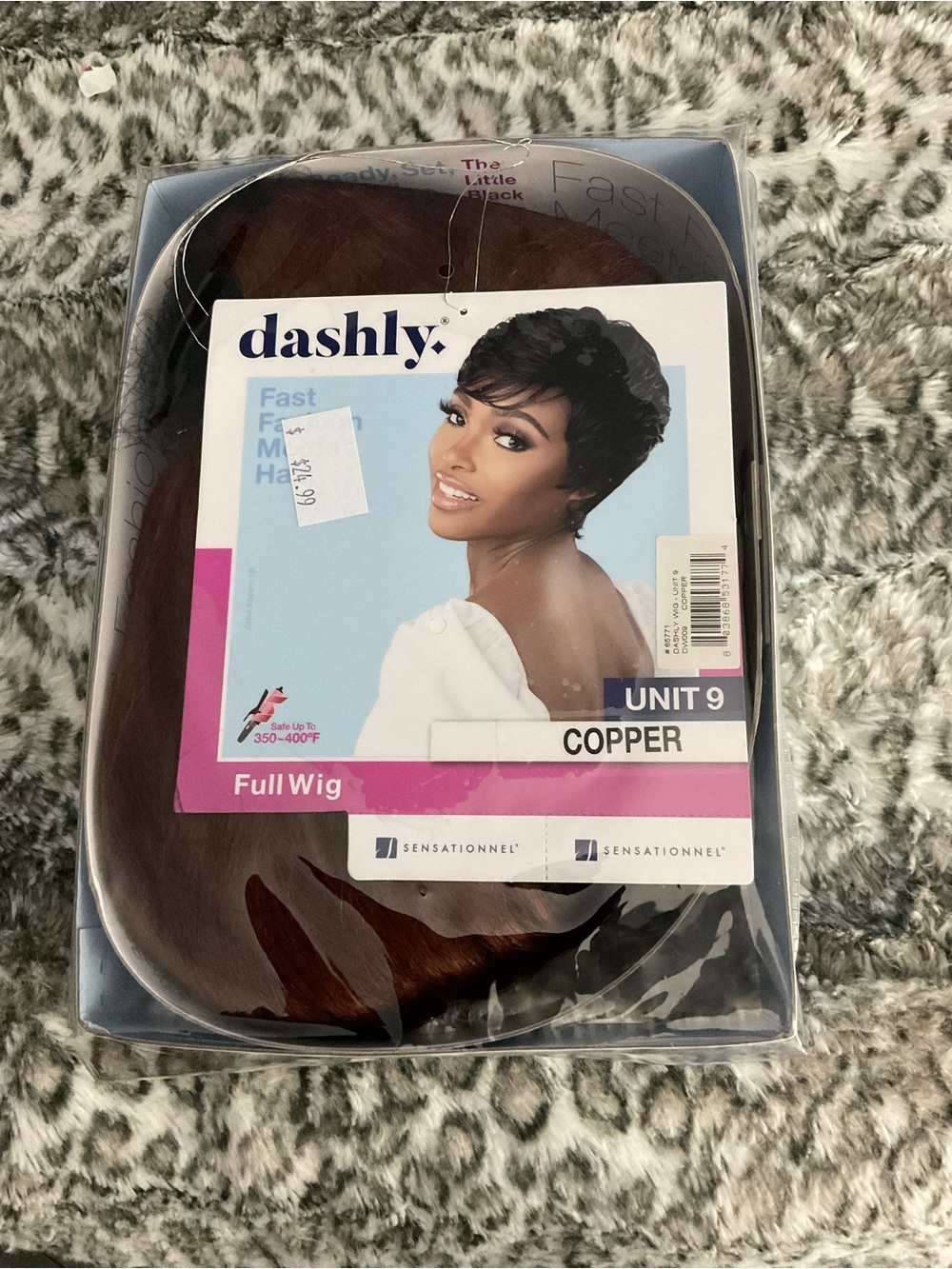 Dashly UNIT 9 Full Wig in Copper - Sleek Short Style
